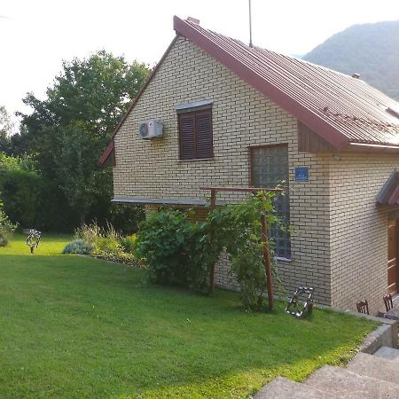 Holiday Home Zbilje Visoko Esterno foto