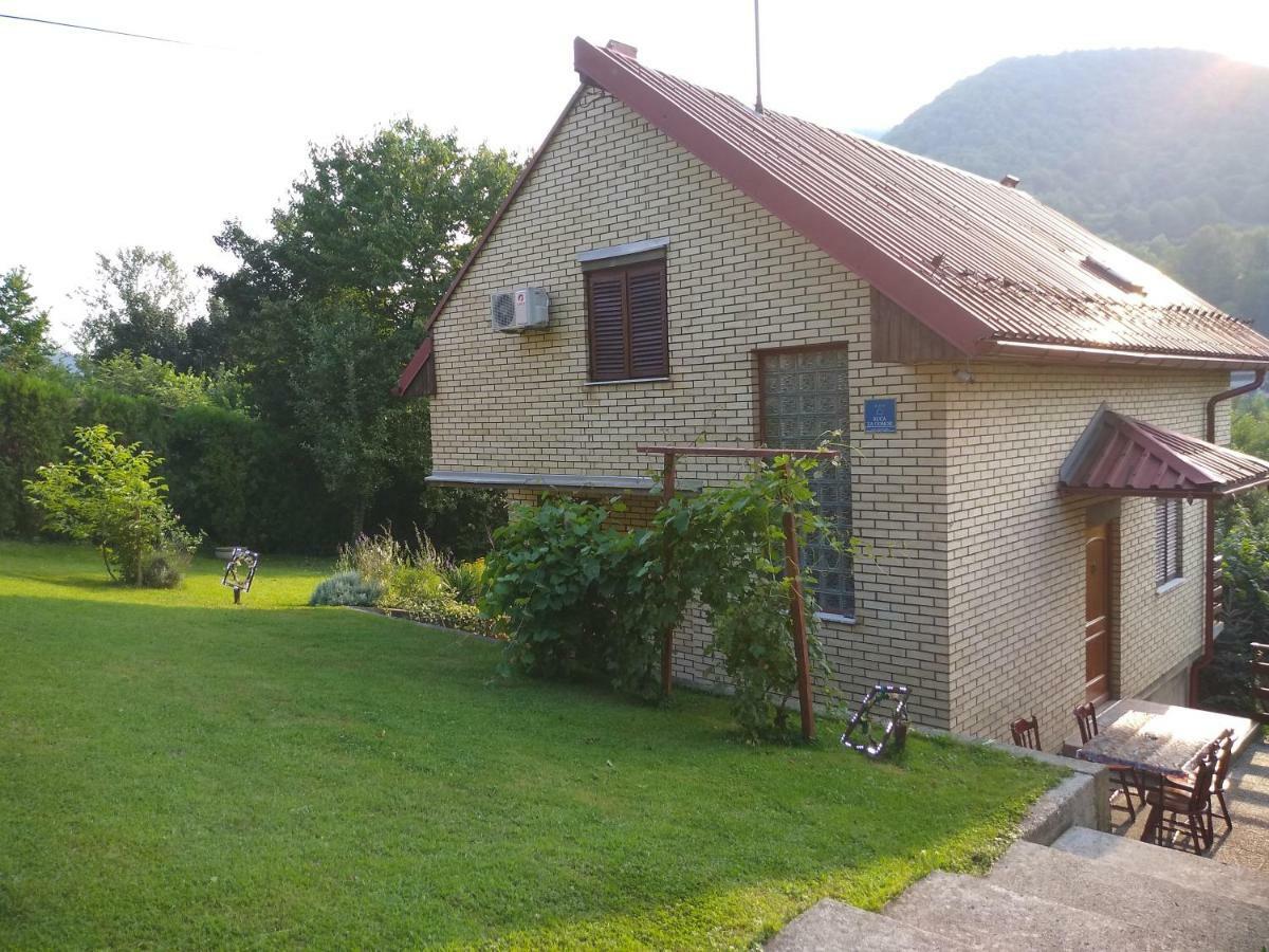 Holiday Home Zbilje Visoko Esterno foto